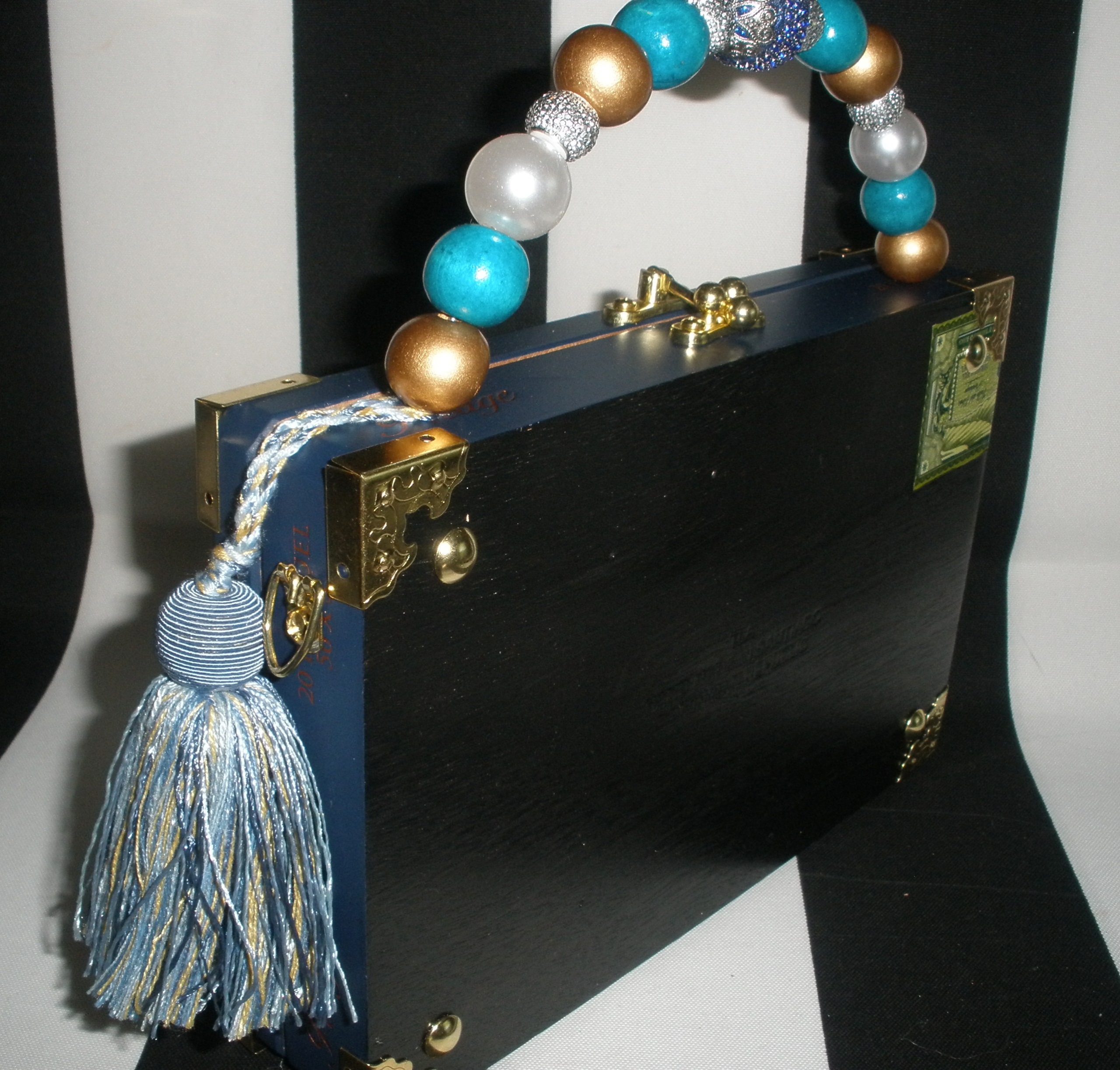 Life is an Oyster Cigar Box Purse - Image 4