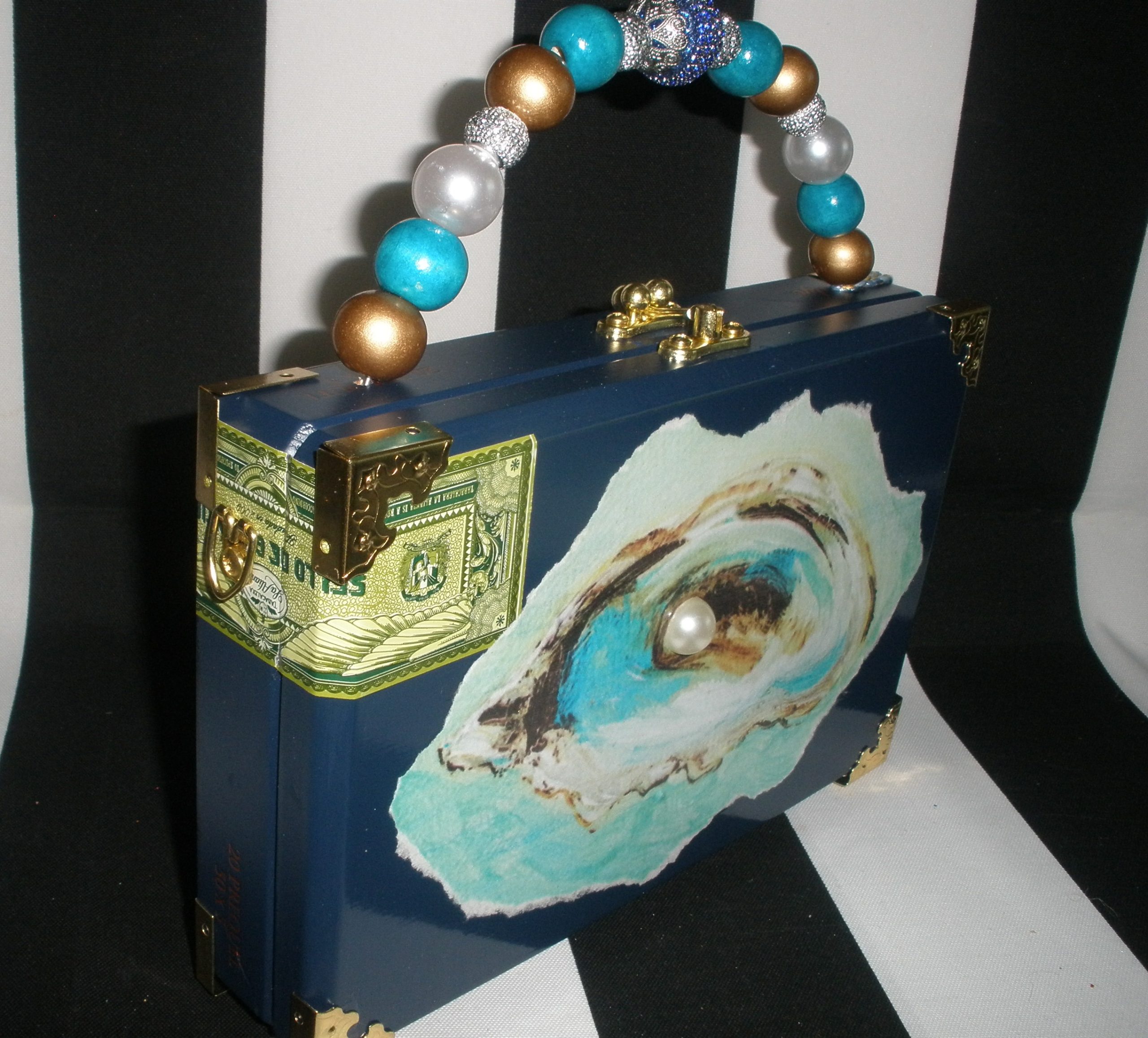 Life is an Oyster Cigar Box Purse - Image 5