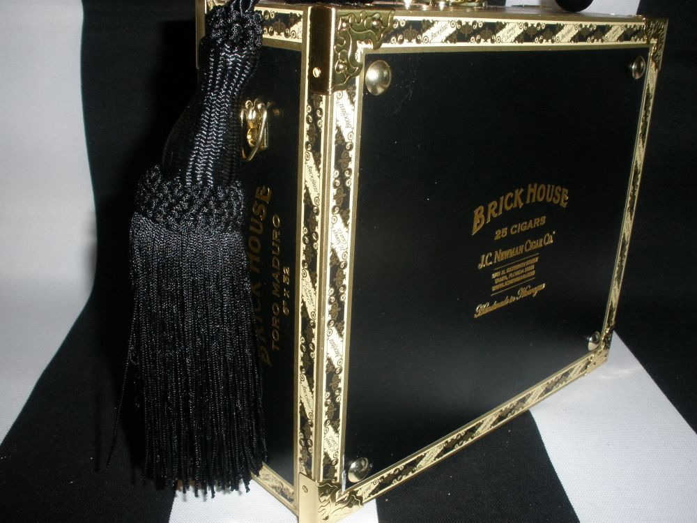 SOLD CC Brooch on Nautical Stripe Cigar Box Purse - Image 4