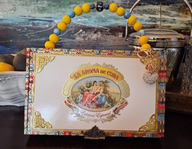 La Aroma de Cuba Yellow Cigar Box Purse