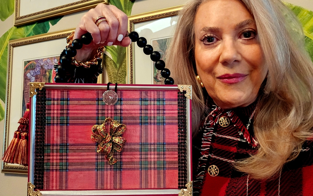 Christmas Red Crystal Bow on Tartan Plaid Cigar Box Purse - Image 11