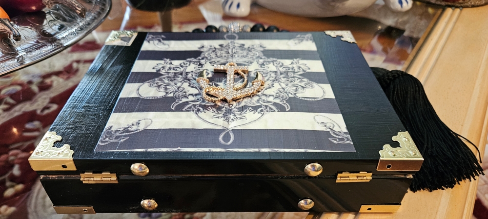 Evening at the Yacht Club Cigar Box Purse - Image 6
