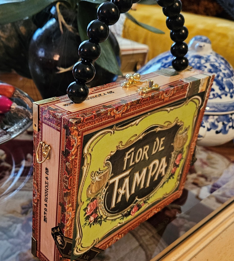 Flor de Tampa Cigar Box Purse - Image 5
