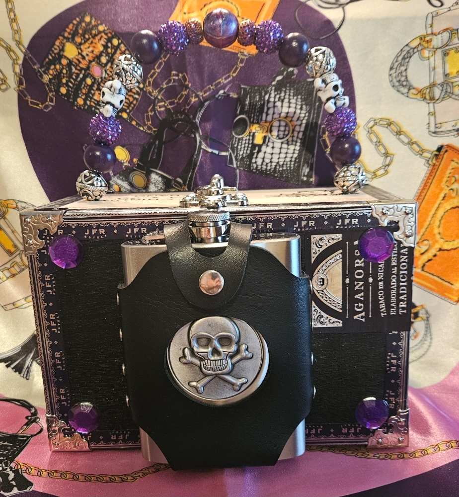 Gasparilla Skull Flask Purple Lunatic Cigar Box Purse - Image 2