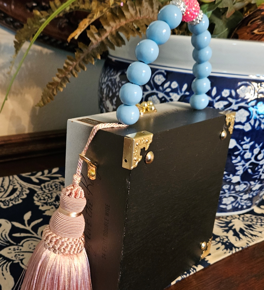 Kentucky Derby Cigar Box Purse - Image 5