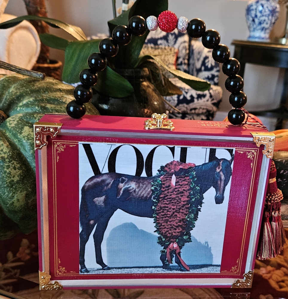 Vogue Cover Run For the Roses Kentucky Derby Cigar Box Purse - Image 2