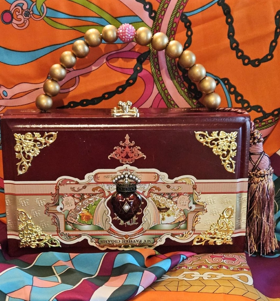Sacred Heart and Pearl Crown Cherry Red My Father Cigar Box Purse - Image 2
