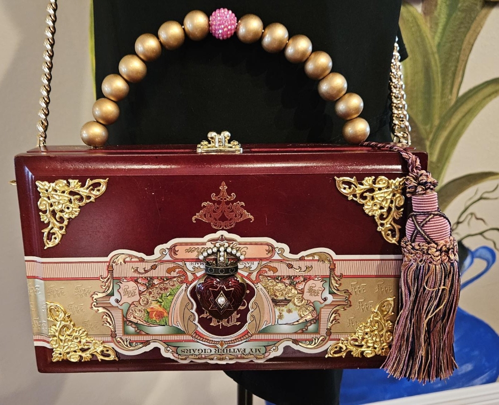 Sacred Heart and Pearl Crown Cherry Red My Father Cigar Box Purse - Image 8