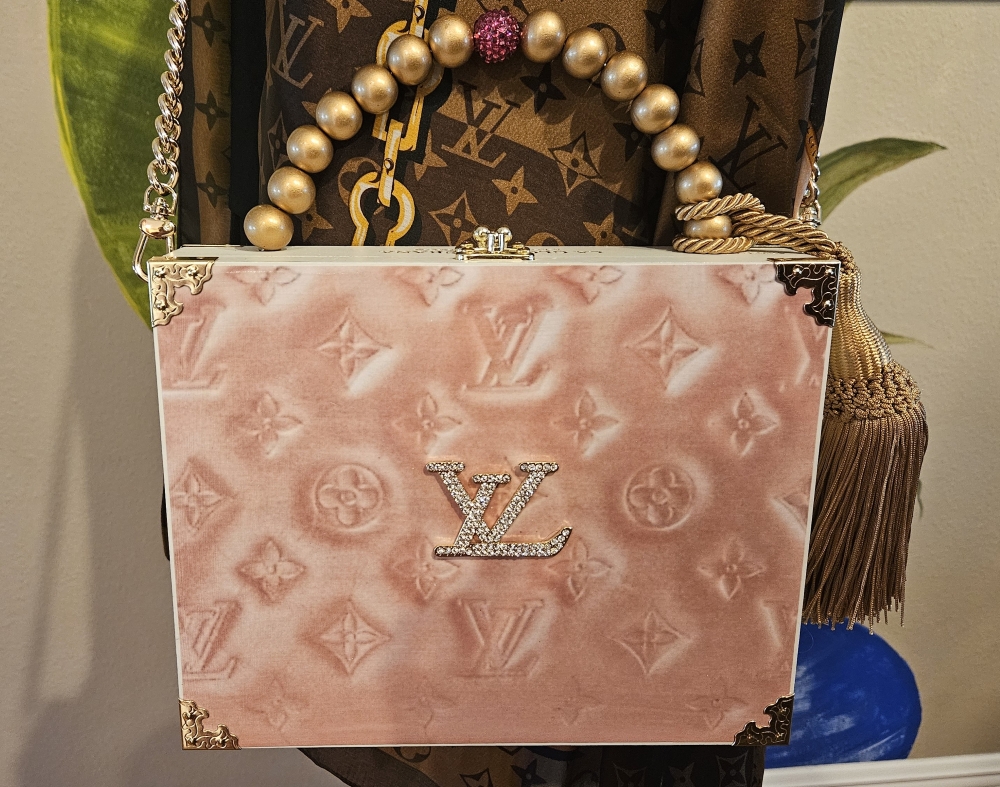 Pink LV Vernis Cigar Box Purse - Image 2