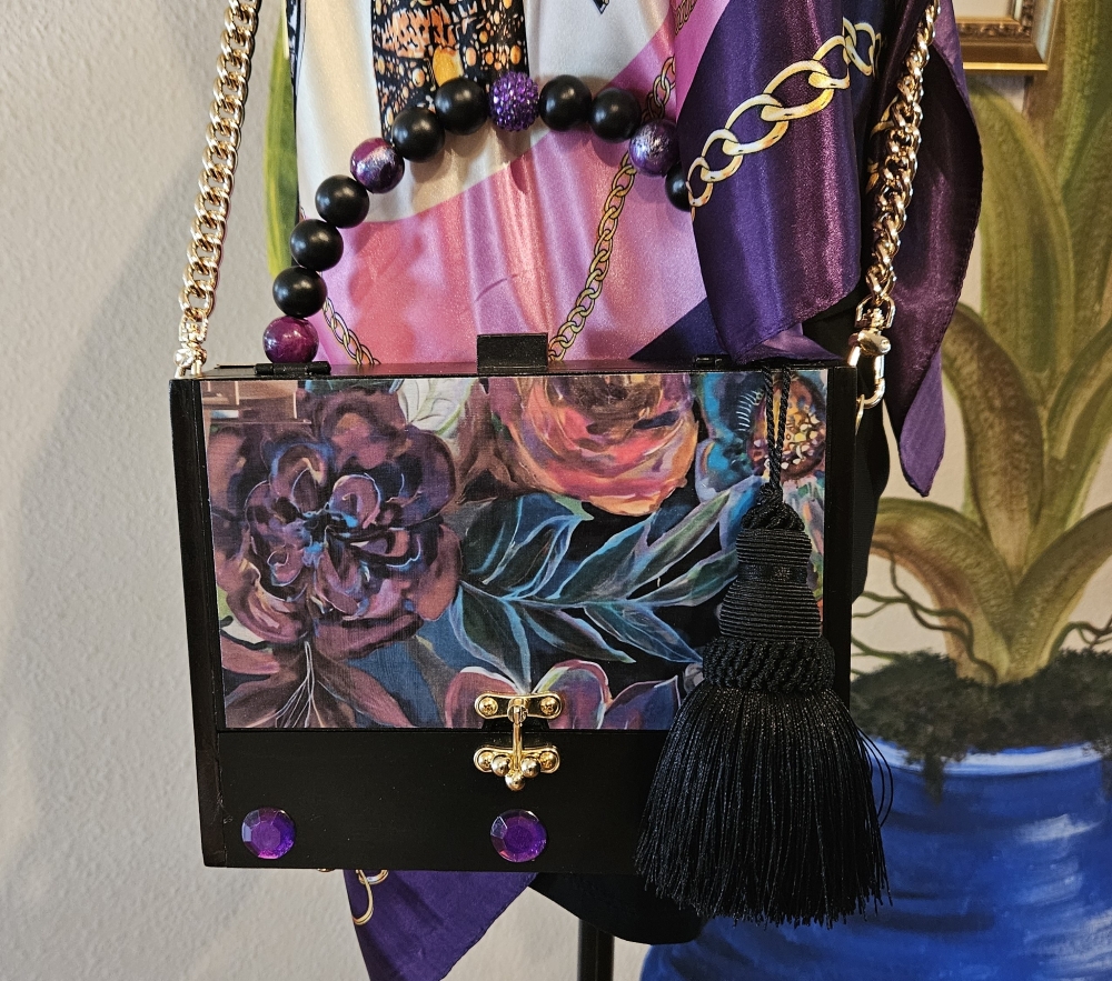 Purple Floral Bifold Cigar Box Purse - Image 10