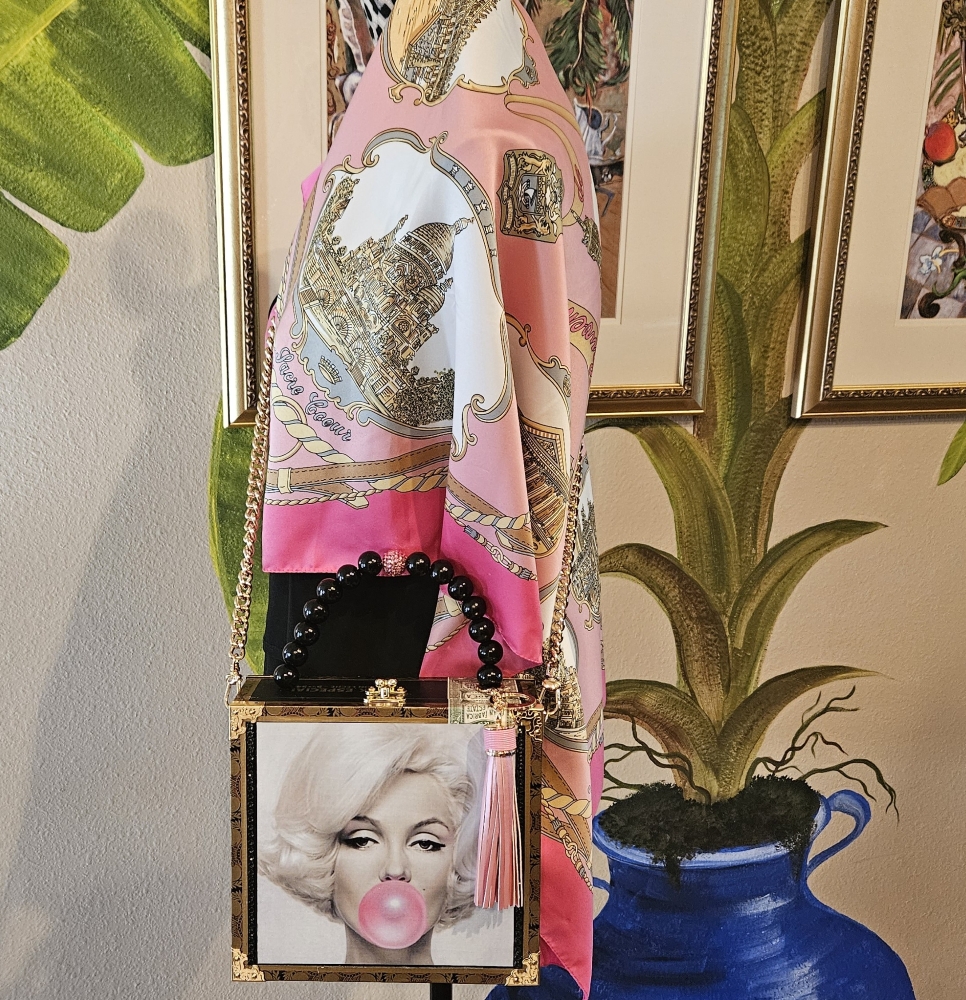 Marilyn Cigar Box Purse - Image 8