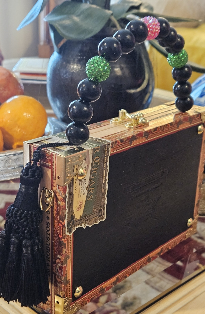 Crown and Roses Cigar Box Purse - Image 4