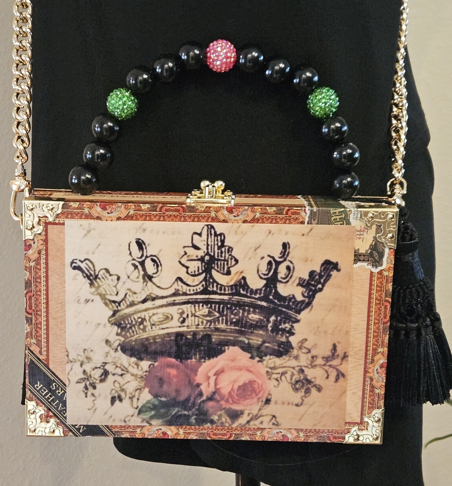 Crown and Roses Cigar Box Purse - Image 9