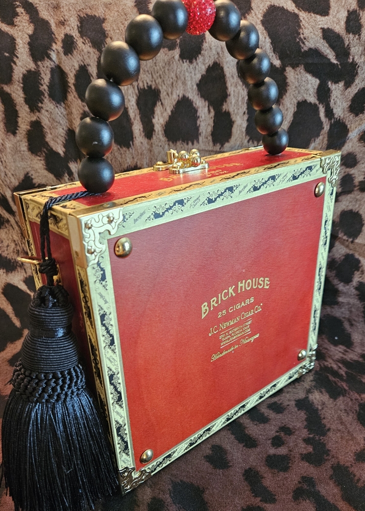 Lady Boss Cigar Box Purse - Image 4