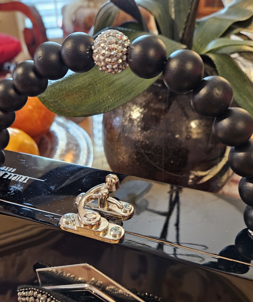 Black Crystal Bow on Black Camacho Cigar Box Purse - Image 3