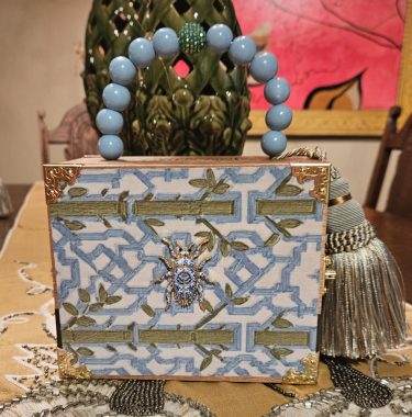 Chinoiserie Beetle Cigar Box Purse